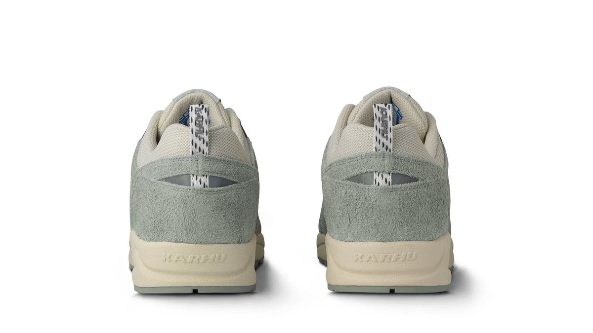 AQUA GRAY / BLANC DE BLANC