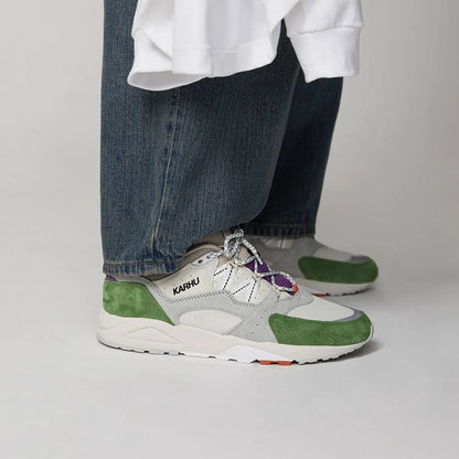 PIQUANT GREEN / BRIGHT WHITE