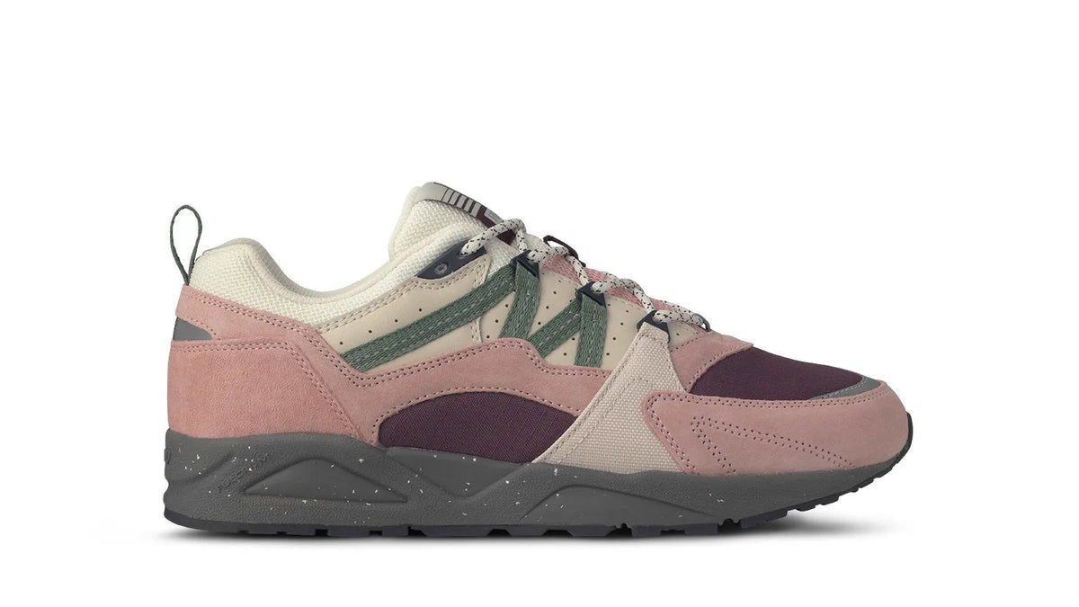 CAMEO ROSE / ICEBERG GREEN