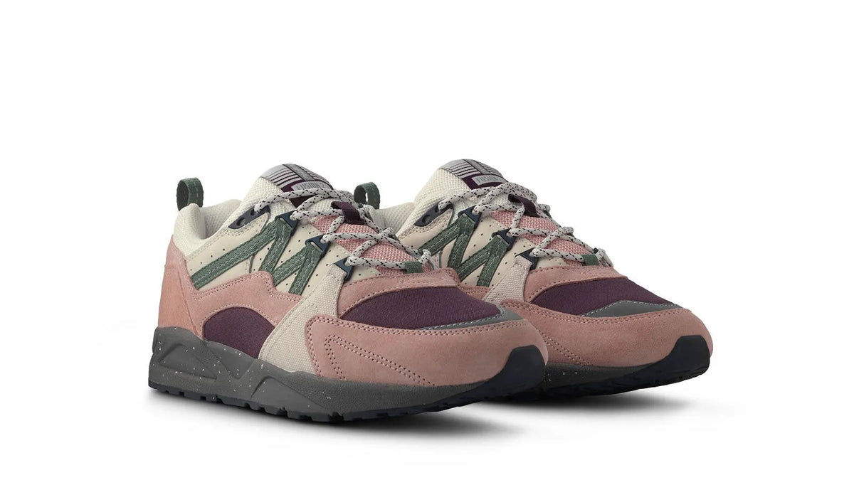 CAMEO ROSE / ICEBERG GREEN