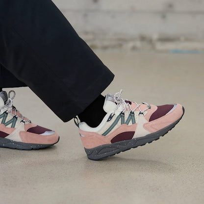 CAMEO ROSE / ICEBERG GREEN