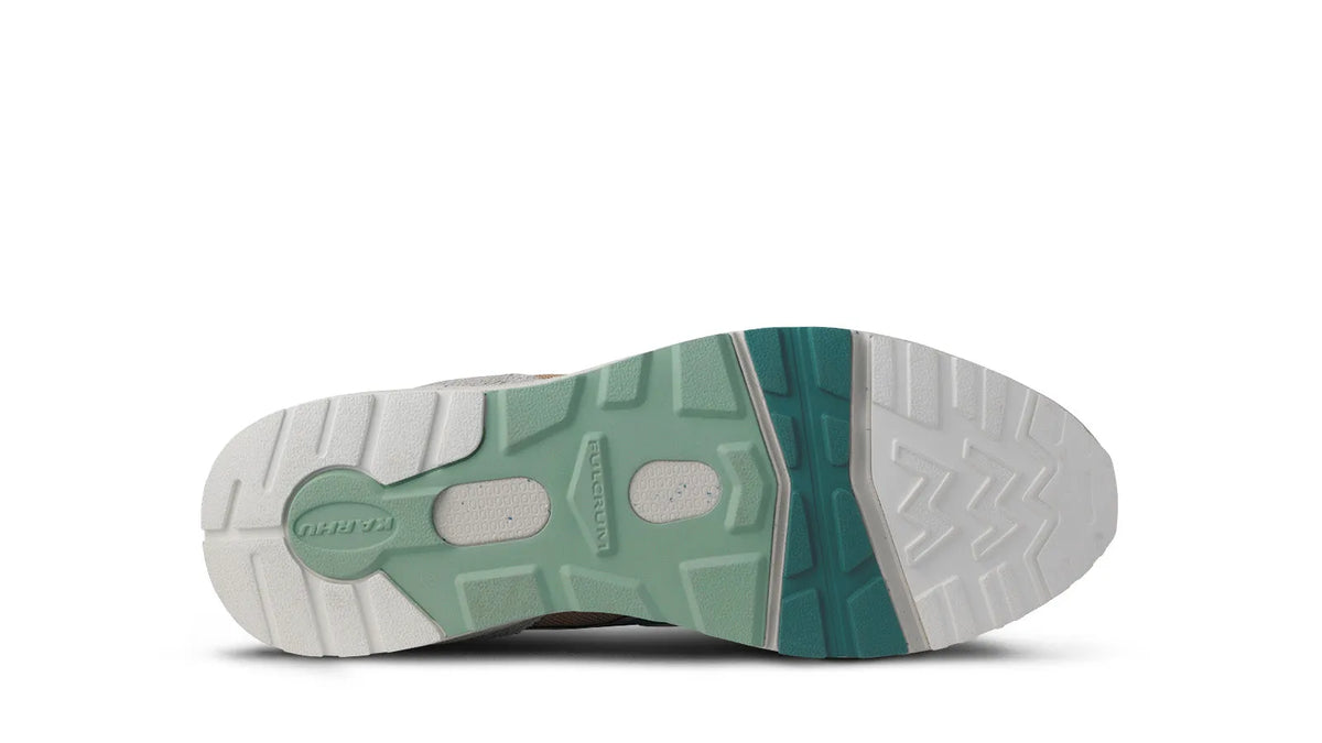 FOGGY DEW / BRITTANY BLUE