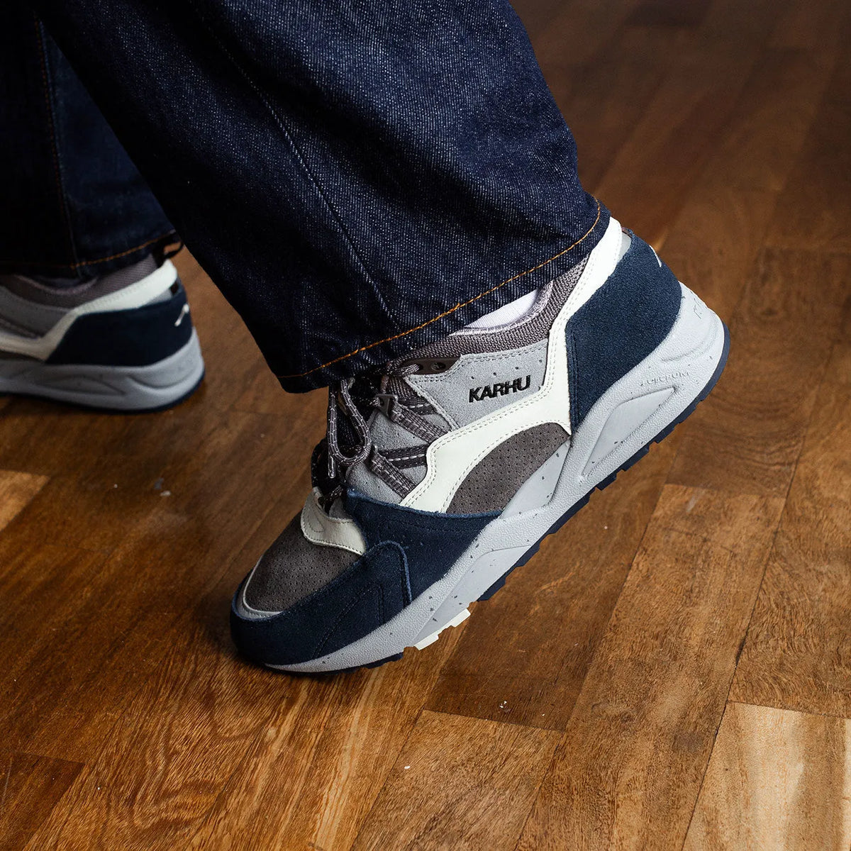 MOOD INDIGO / SMOKED PEARL¬†¬†
