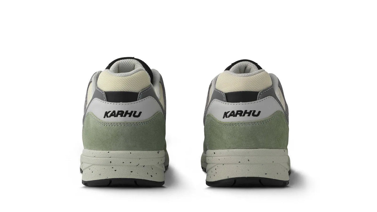 TEA / JET BLACK