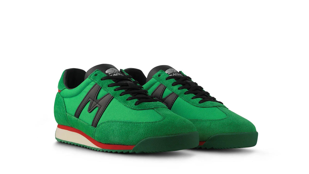 GREEN BEE / JET BLACK