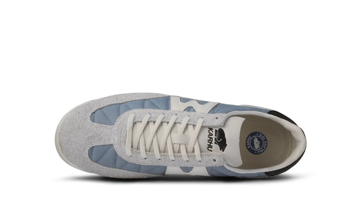 WINDWARD BLUE / BLANC DE BLANC