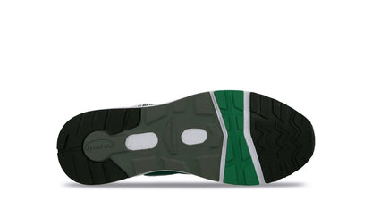 WHITE / ULTRAMARINE GREEN
