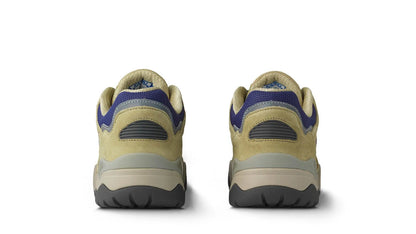 PALE OLIVE GREEN  / SKIPPER BLUE