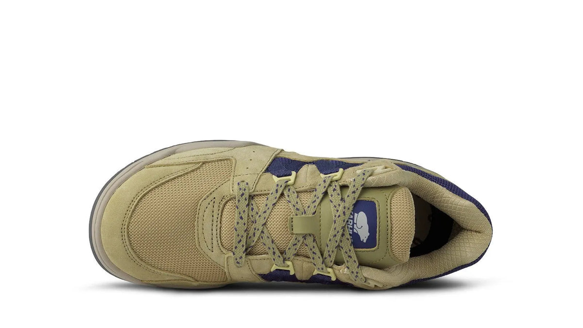 PALE OLIVE GREEN  / SKIPPER BLUE