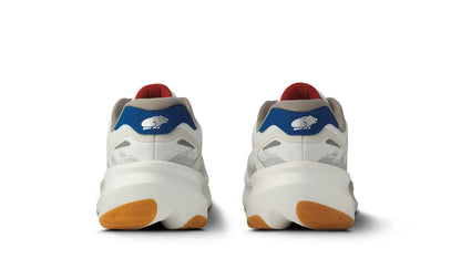 BIT OF BLUE / SKYDIVER