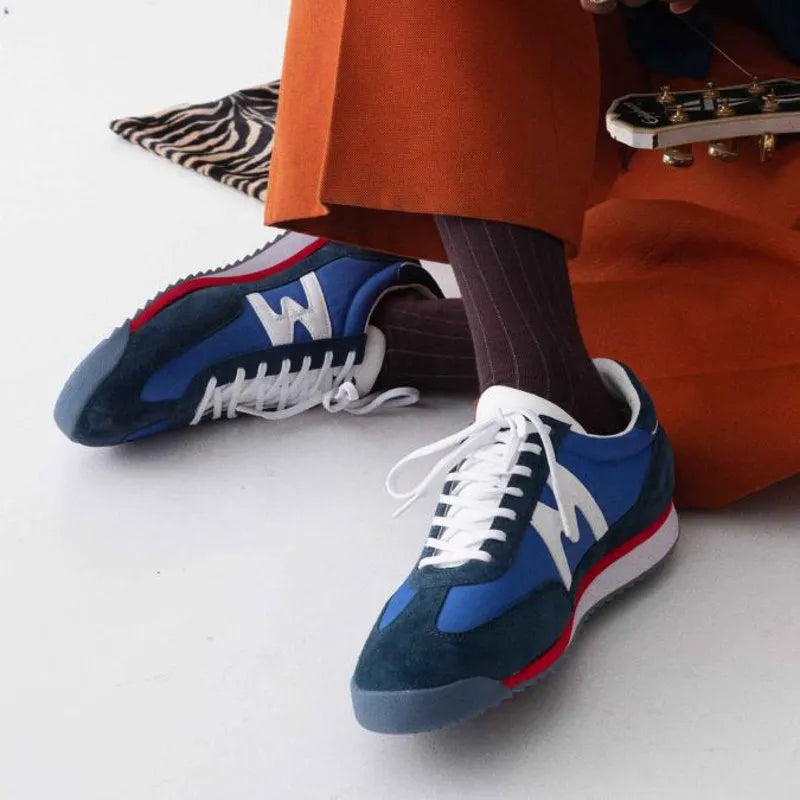 CLASSIC BLUE/WHITE