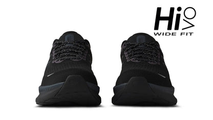BLACK / BLACK