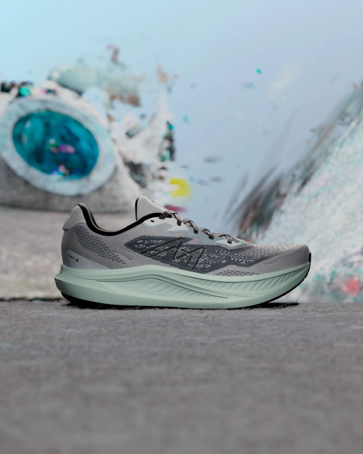ULTIMATE GRAY / PALE AQUA