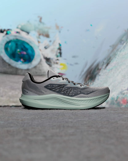 ULTIMATE GRAY / PALE AQUA