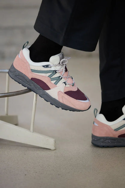 CAMEO ROSE / ICEBERG GREEN
