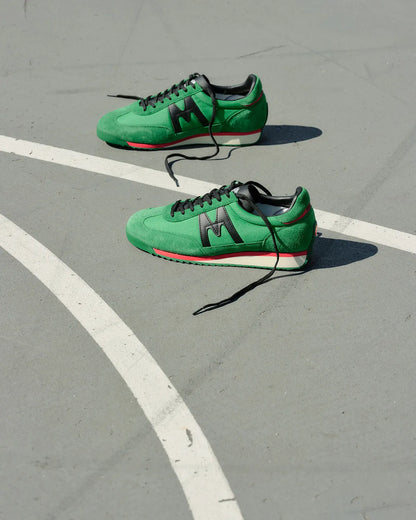 GREEN BEE / JET BLACK
