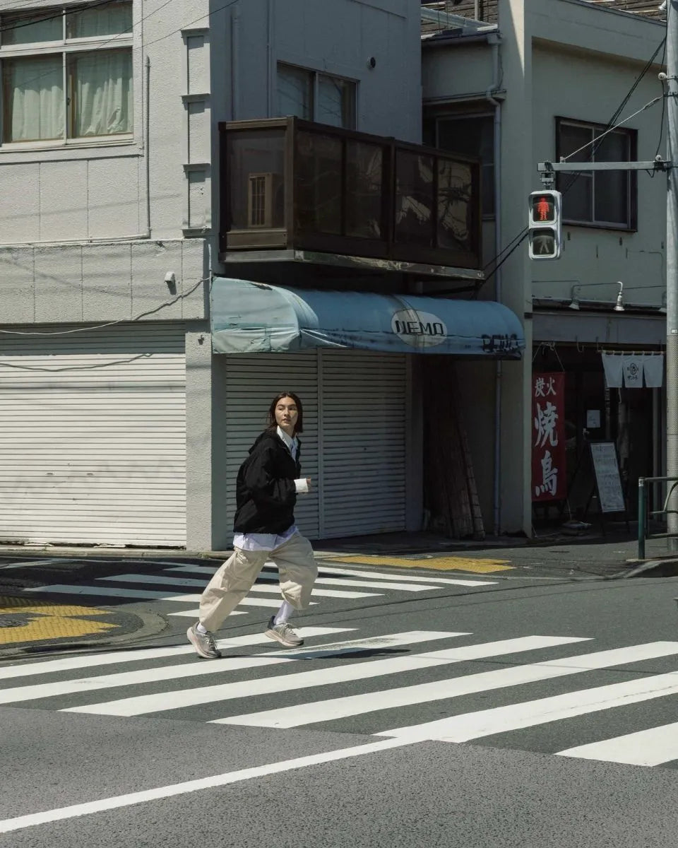 STEEPLE GRAY / HIGHRISE