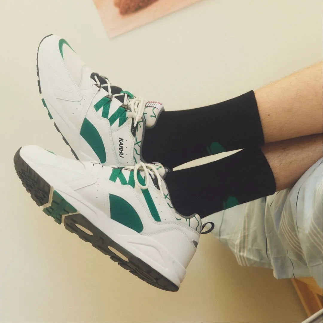 BLACK / ULTRAMARINE GREEN
