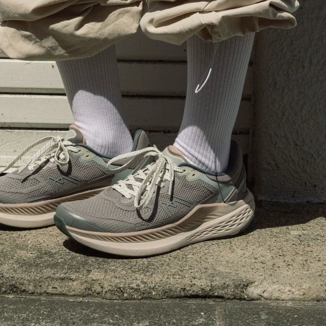 STEEPLE GRAY / HIGHRISE