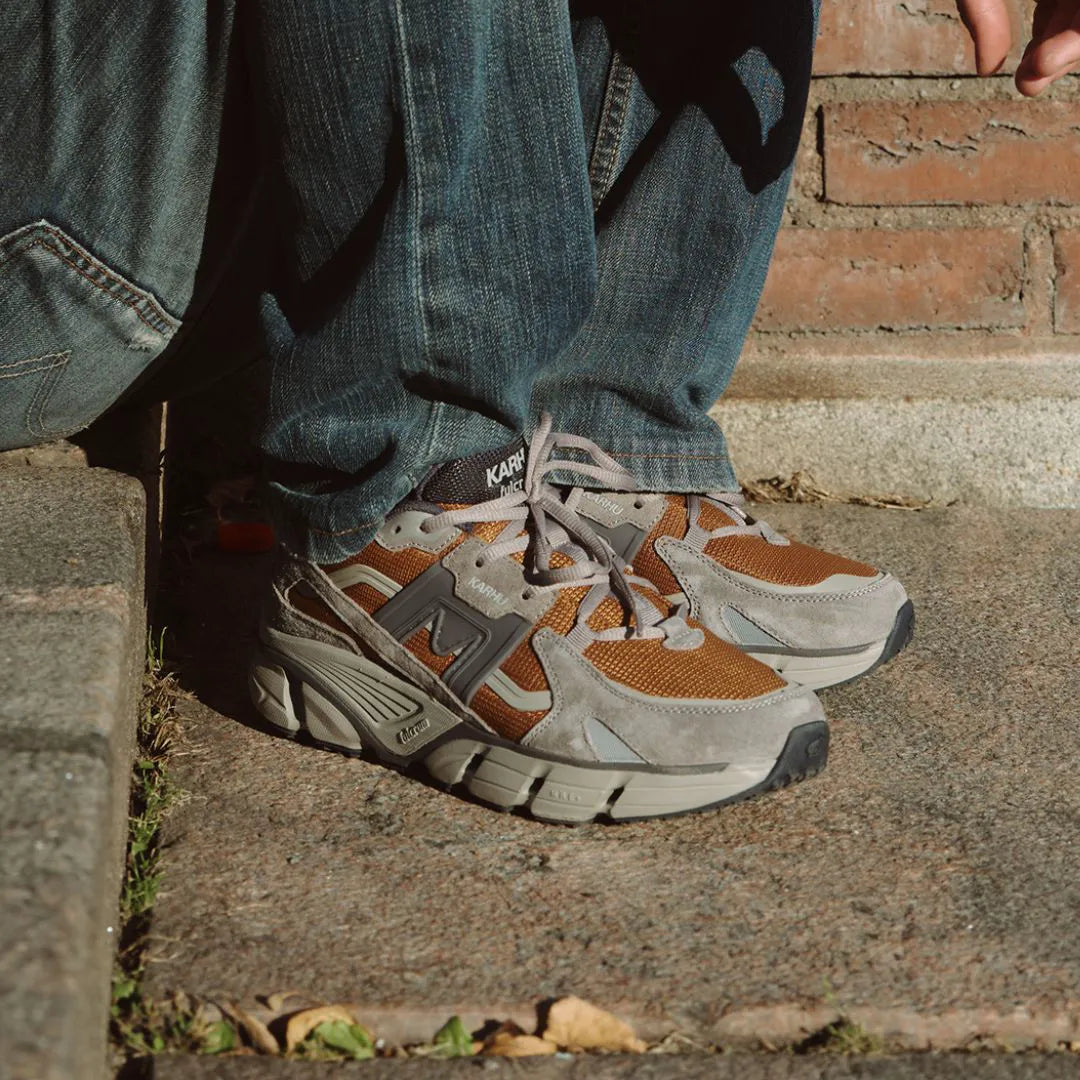 GRAY FLANNEL / SUBTERRANEAN
